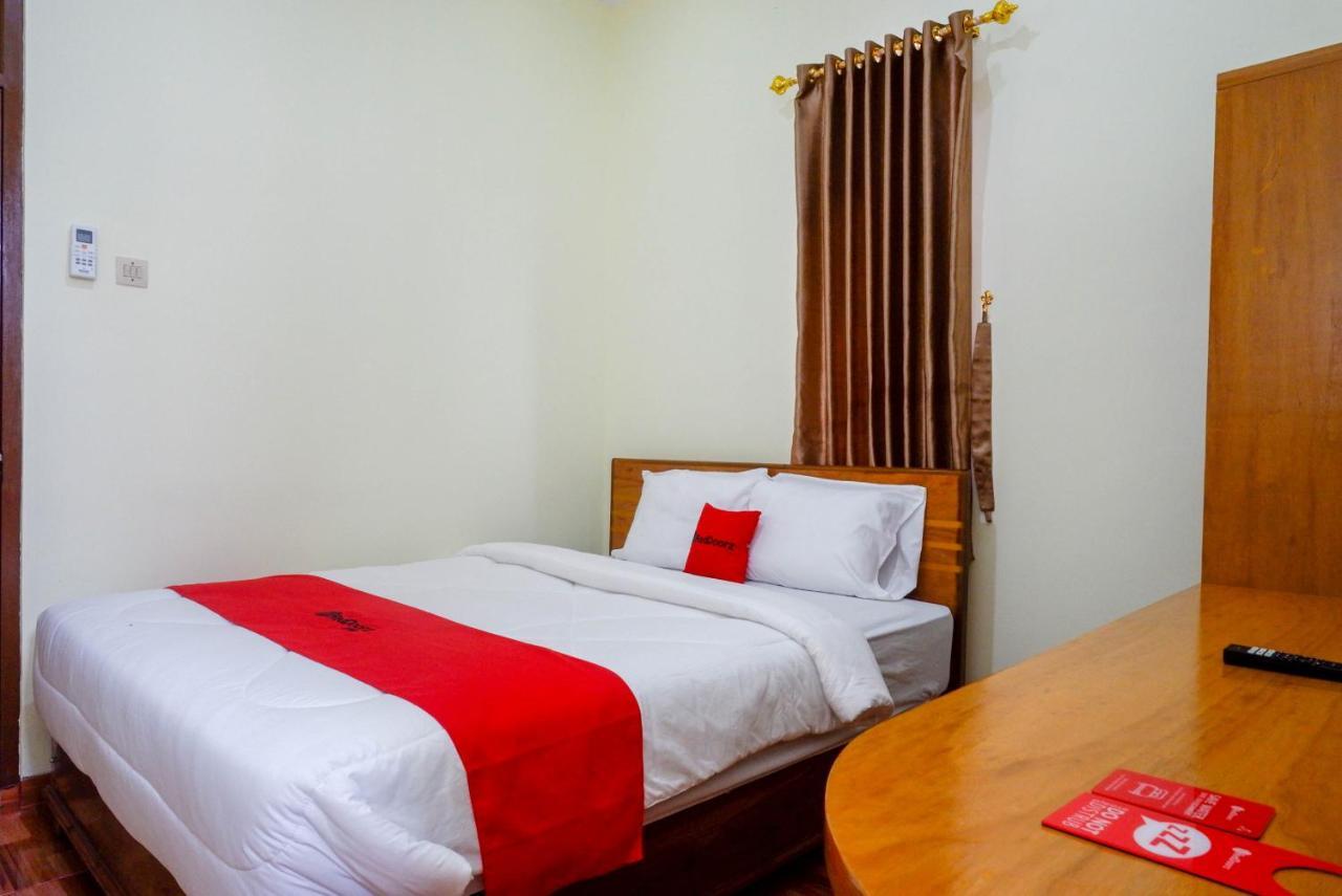 Reddoorz Near Rita Supermall Purwokerto 2 Exterior photo